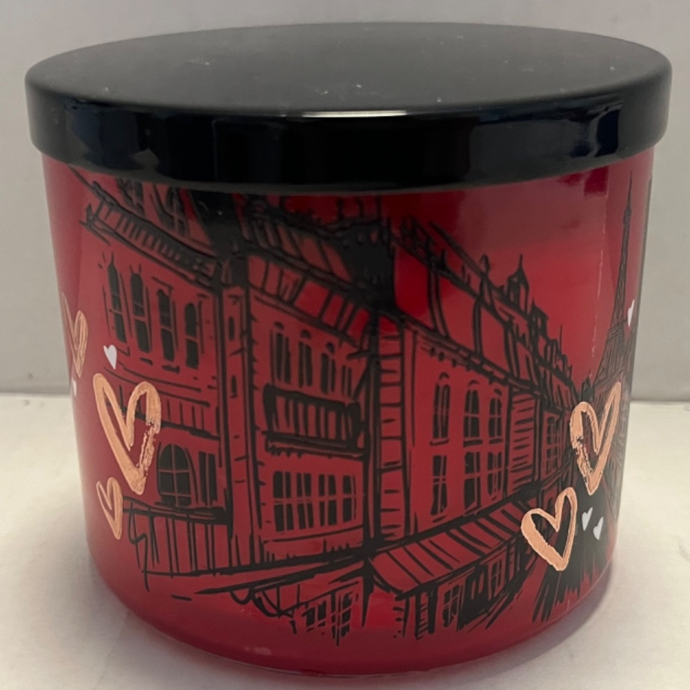 Bath & Body Works PARIS AMOUR EMILY IN PARIS Candle 3 Wicks 14.5 oz NEW - Picture 5 of 7